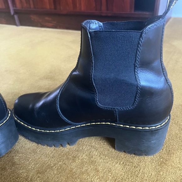DR. MARTENS Rometty Wyoming Platform Chelsea Boot - Picture 8 of 16